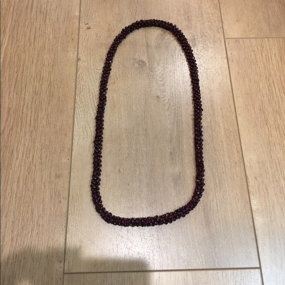 Jewelry - Gorgeous garnet necklace